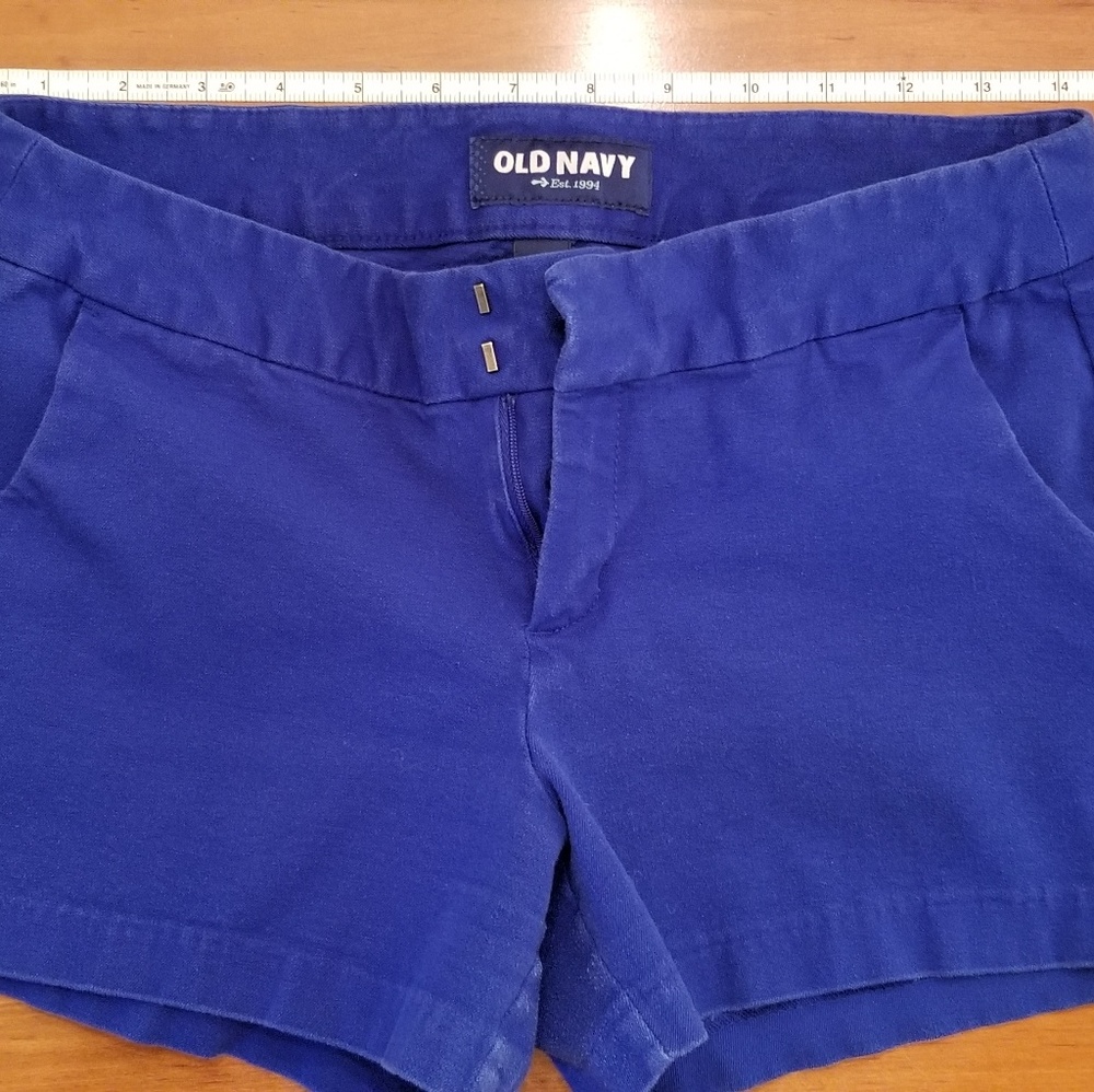 Women's size 6 royal blue shorts